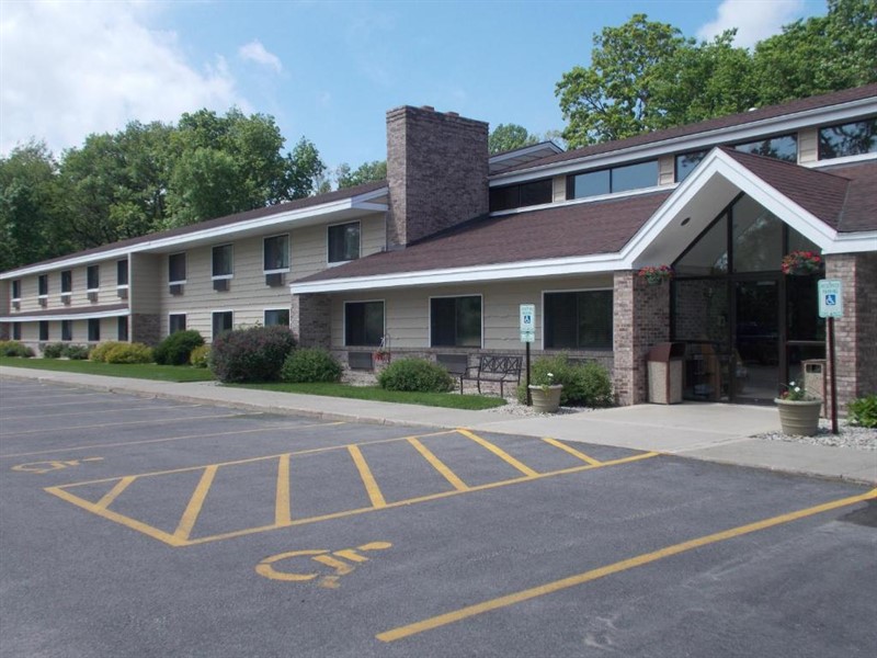 Boarders Inn & Suites by Cobblestone-Ripon, Wisconsin