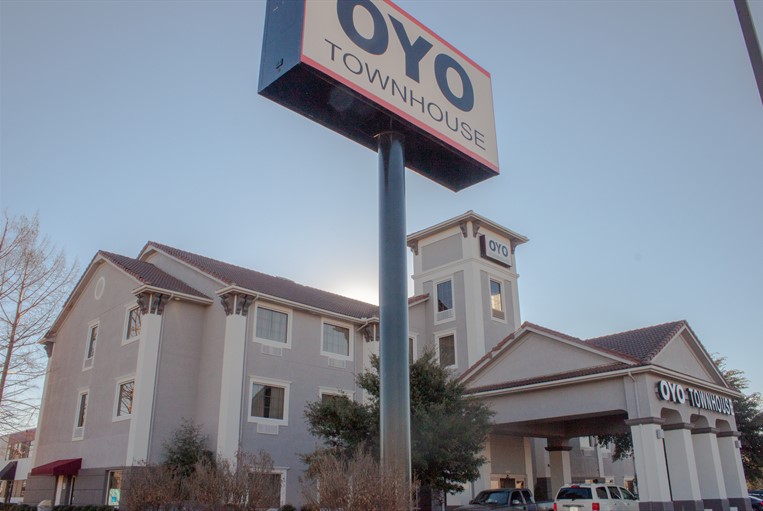 OYO TownhouseOklahoma City, Oklahoma